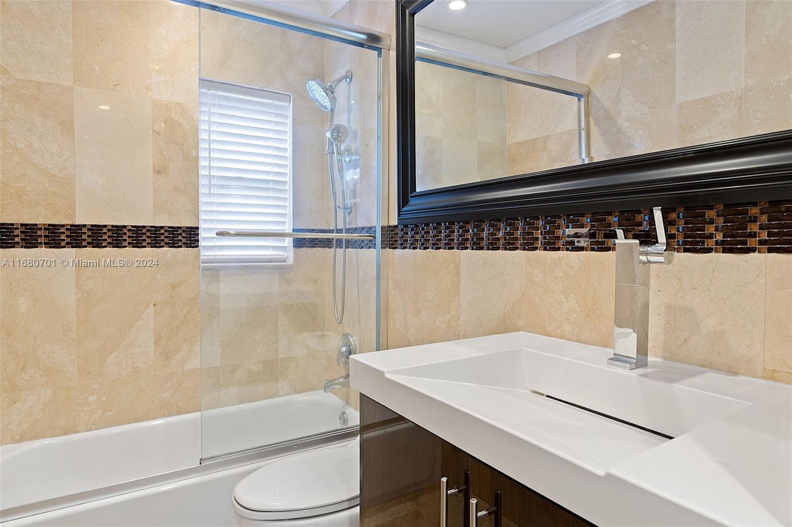 CORAL WAY PARK SEC B - Residential