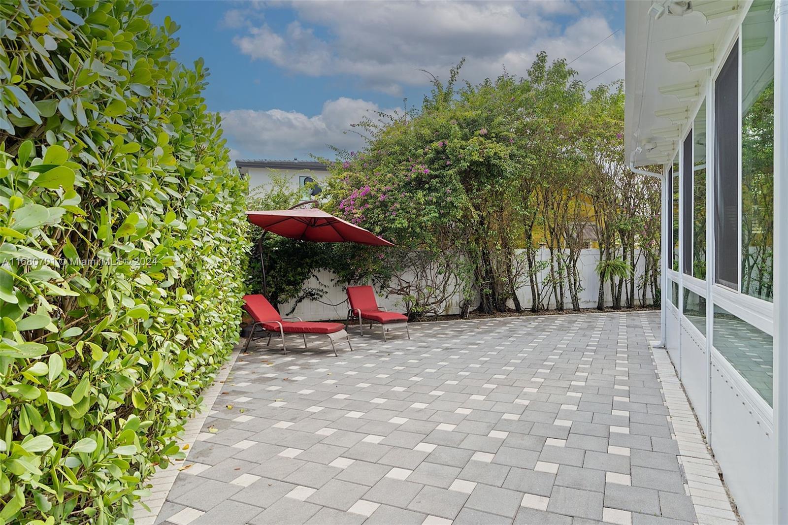 CORAL WAY PARK SEC B - Residential