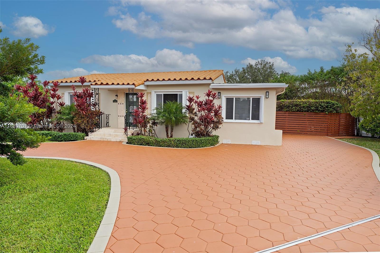 CORAL WAY PARK SEC B - Residential