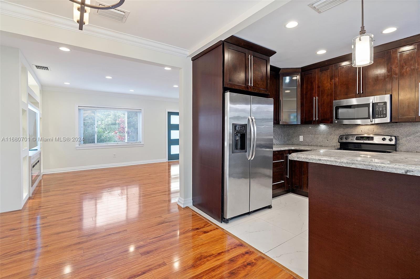 CORAL WAY PARK SEC B - Residential
