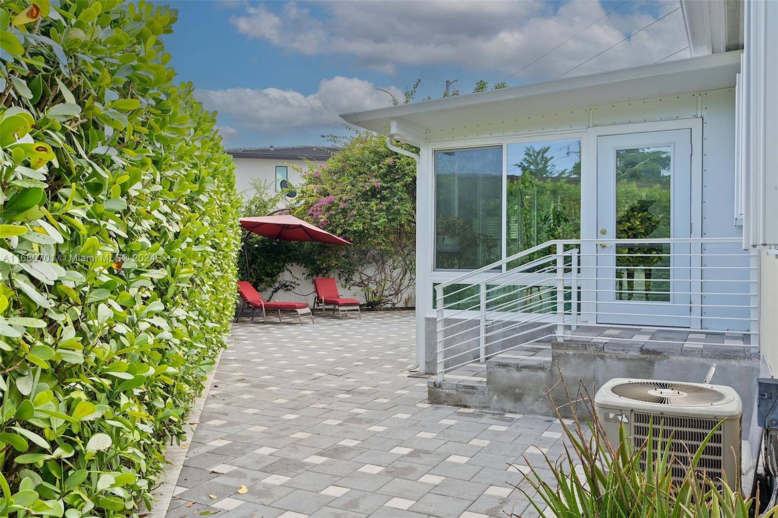 CORAL WAY PARK SEC B - Residential