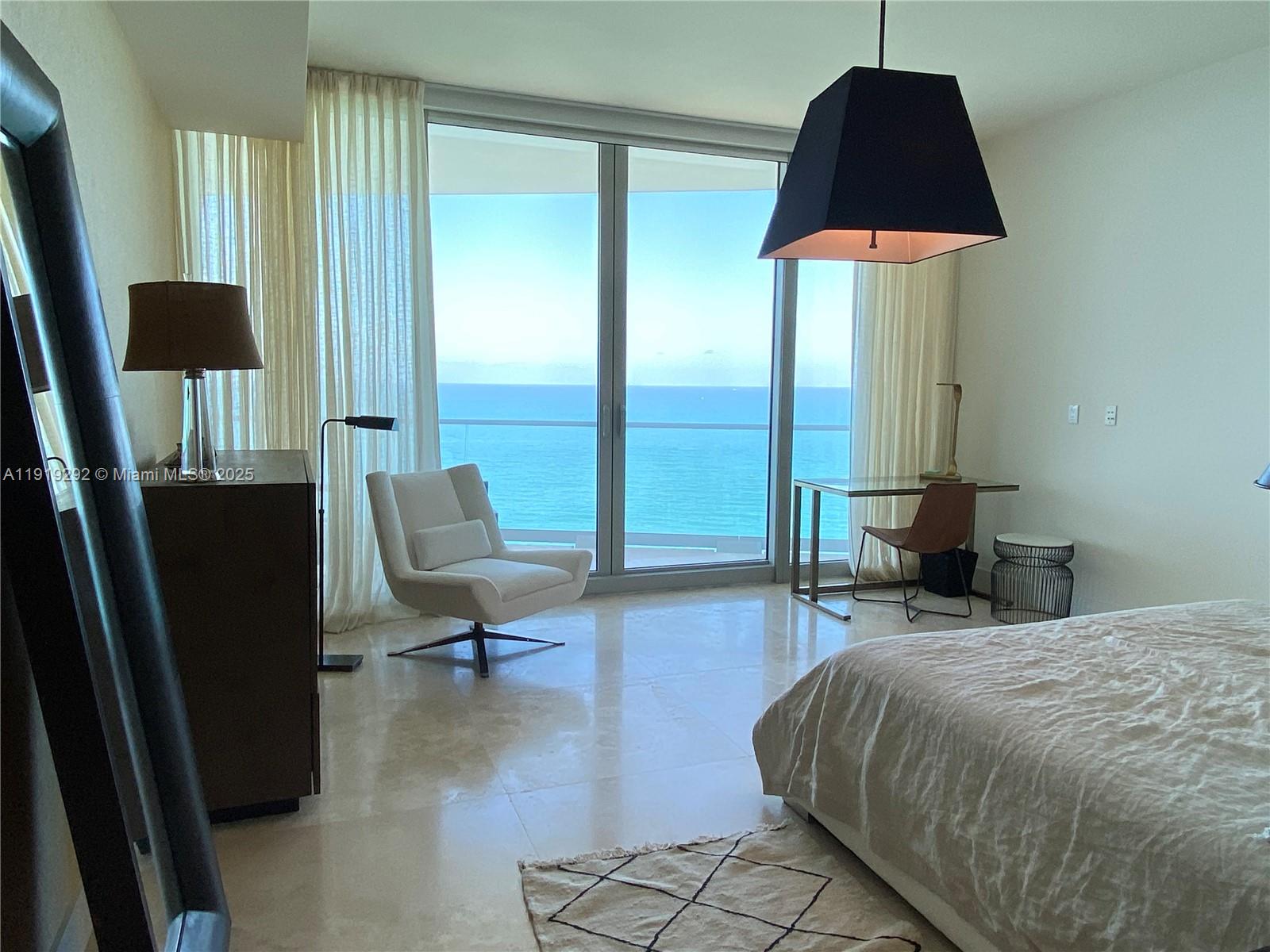 JADE SIGNATURE CONDO - Residential