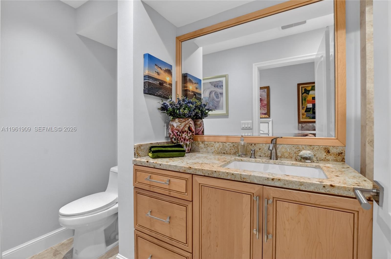 WOODLET CONDO - Residential
