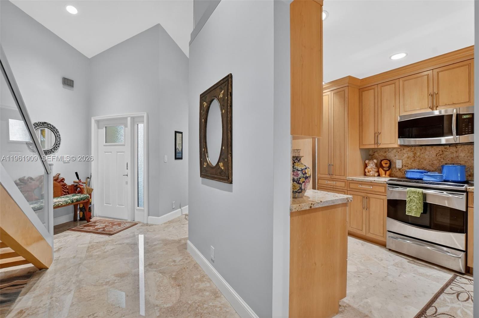 WOODLET CONDO - Residential