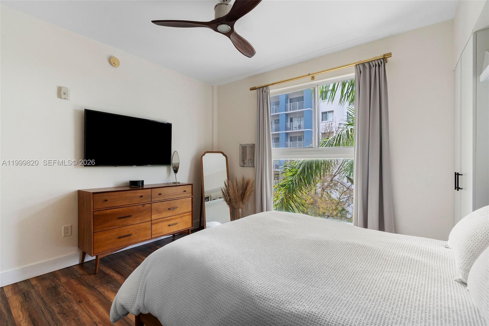 NEVIS CONDO - Residential