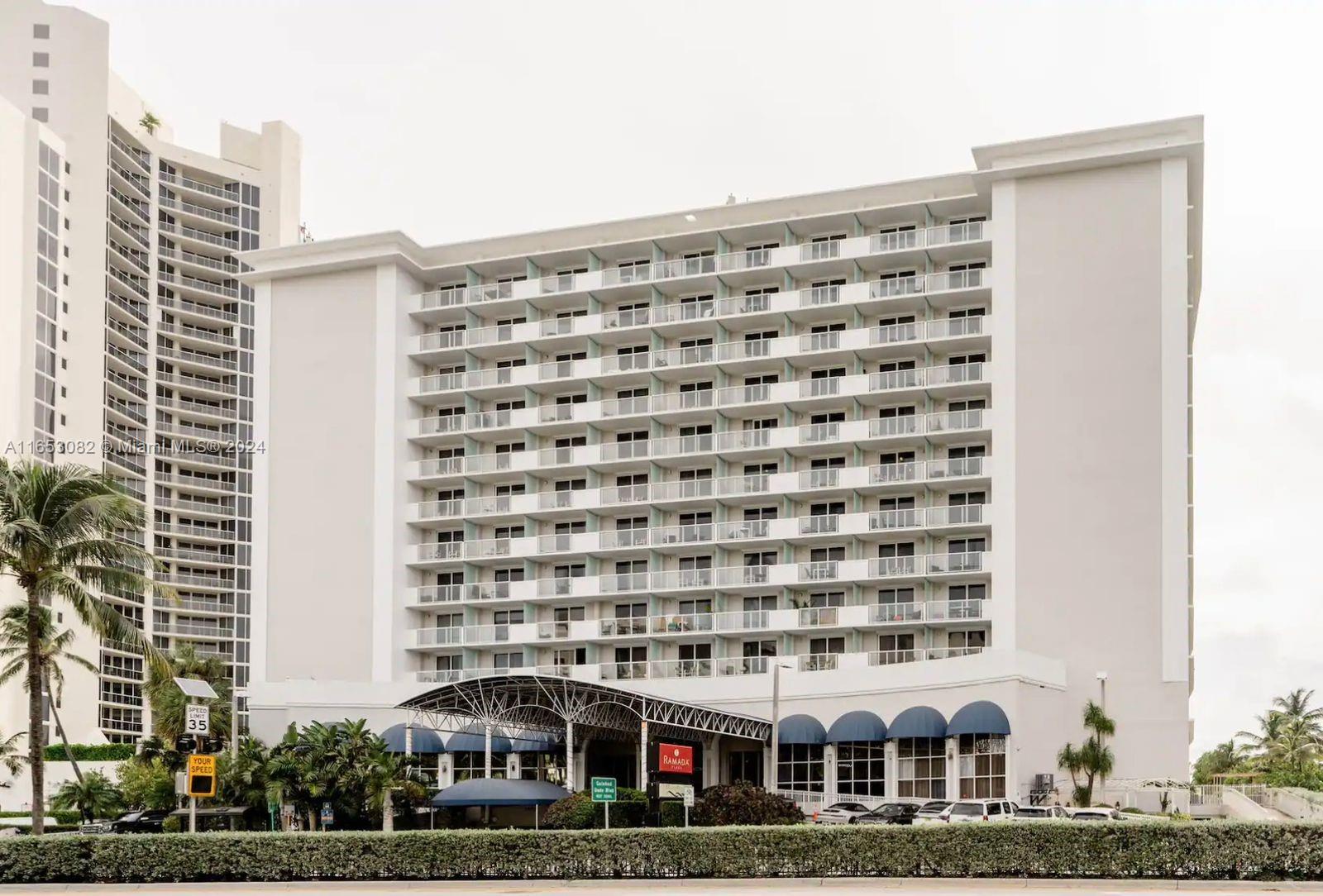 Incredible opportunity to invest in this oceanfront studio located at 19201 Collins Ave, Sunny Isles! This unit allows for short-term rentals, making it an excellent income-generating property. Perfectly positioned with easy access to beaches, dining, and entertainment, this studio offers the ideal combination of luxury and convenience. Whether you're looking to rent it out or enjoy it as a vacation home, this unit promises great potential. Don’t miss out on this investment opportunity in one of the most sought-after areas in Sunny Isles!