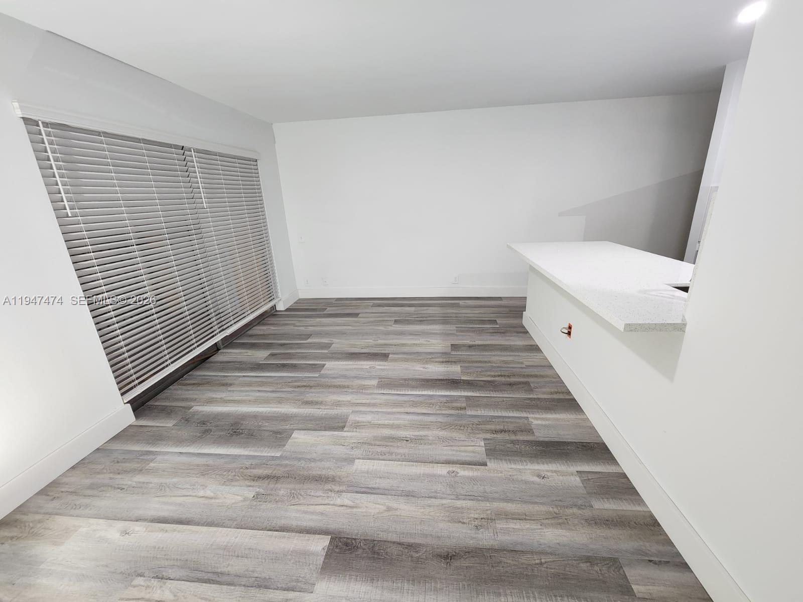 ARBOR KEYS CONDO - Residential