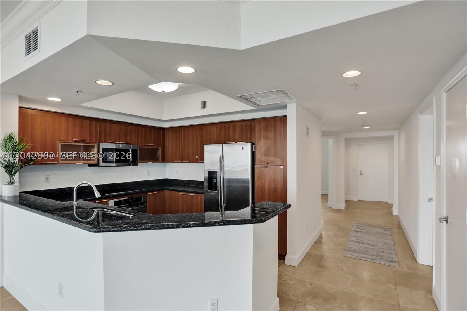 THE OAKS I CONDO - Residential Lease