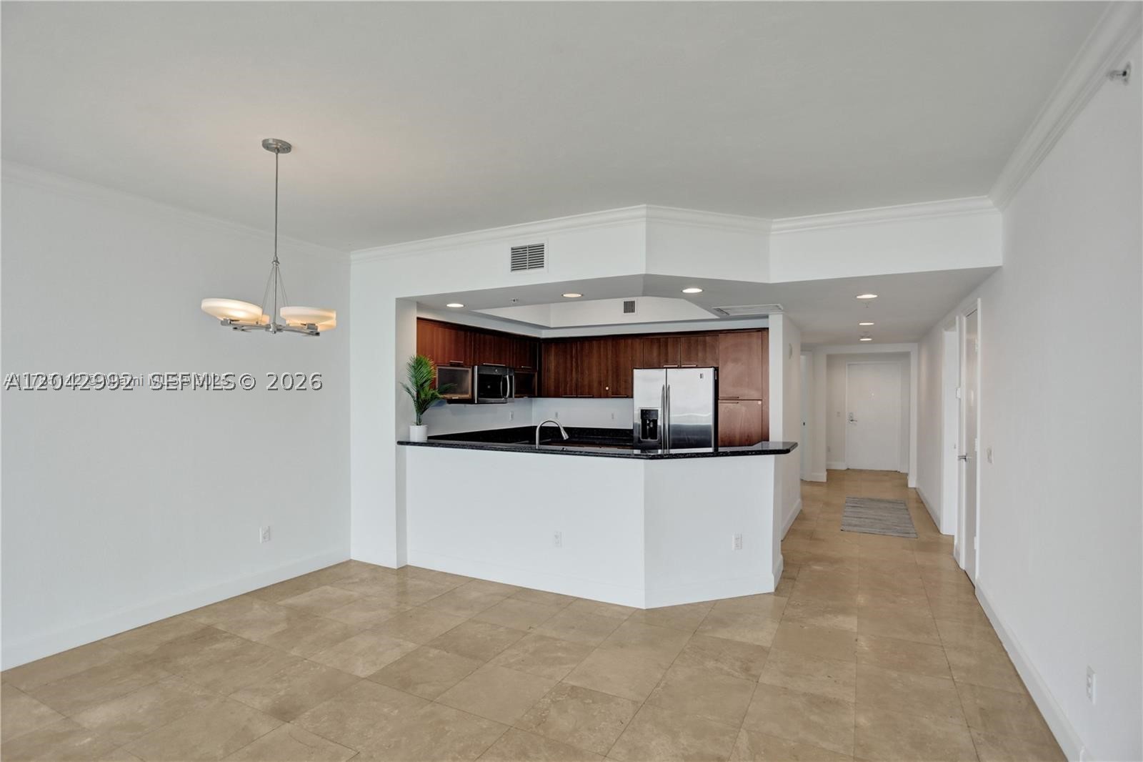 THE OAKS I CONDO - Residential Lease