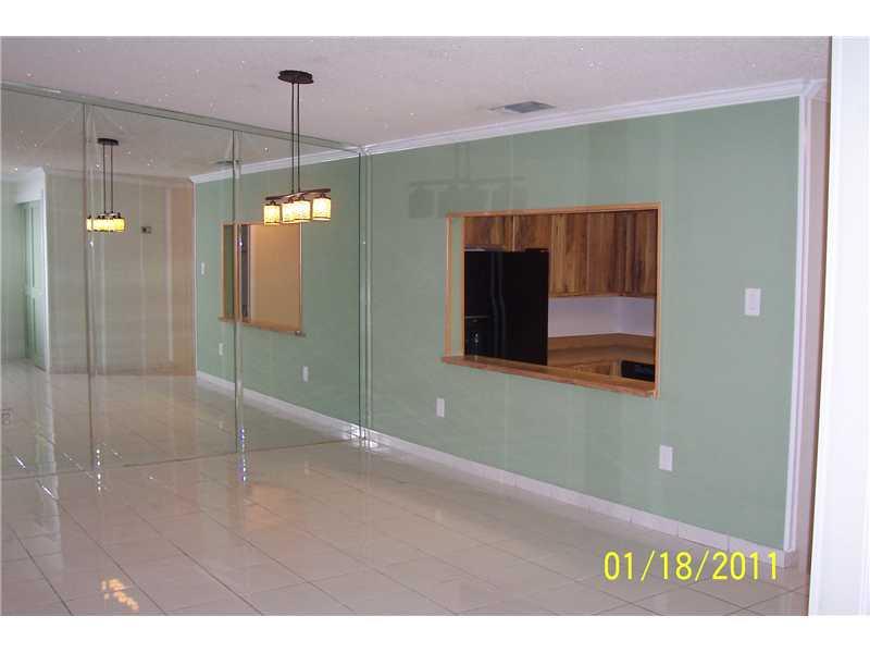 CREEKSIDE VILLAS SEC 2 - Residential Lease