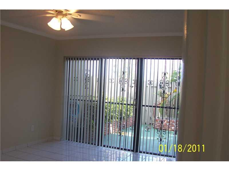 CREEKSIDE VILLAS SEC 2 - Residential Lease