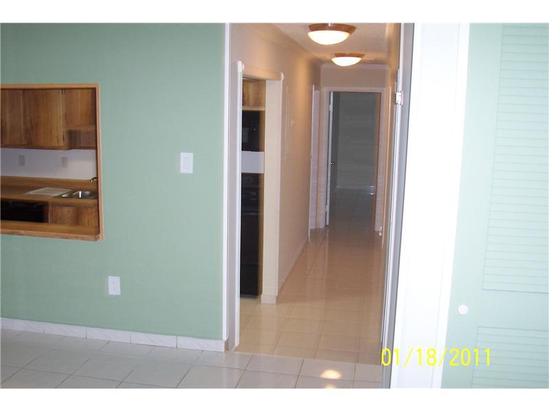 CREEKSIDE VILLAS SEC 2 - Residential Lease