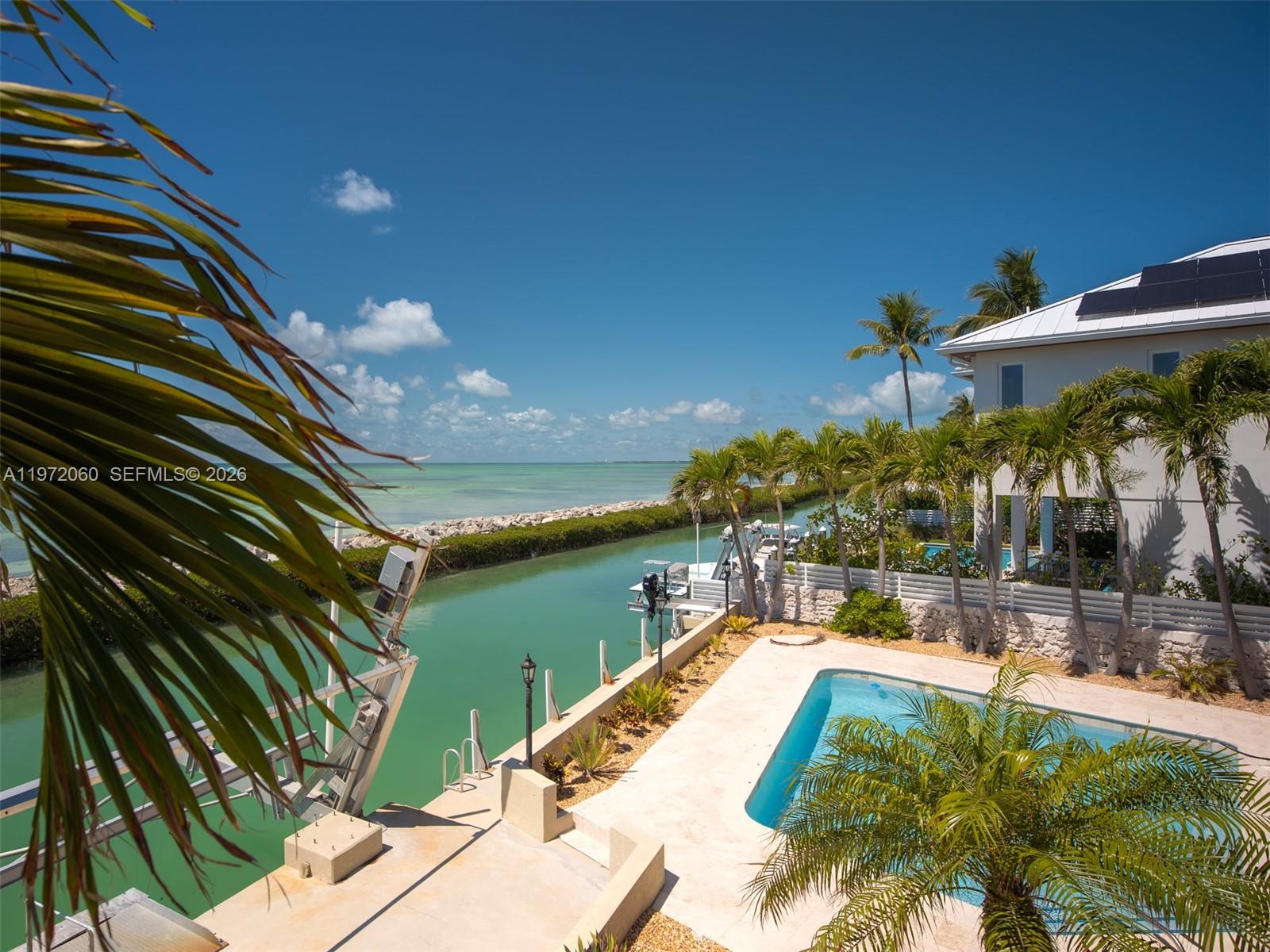 PLANTATION ISLAND - Residential