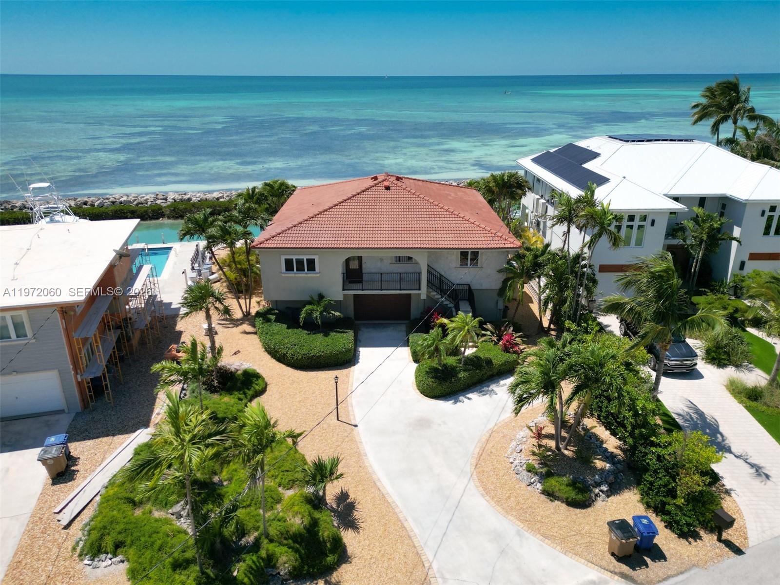 PLANTATION ISLAND - Residential