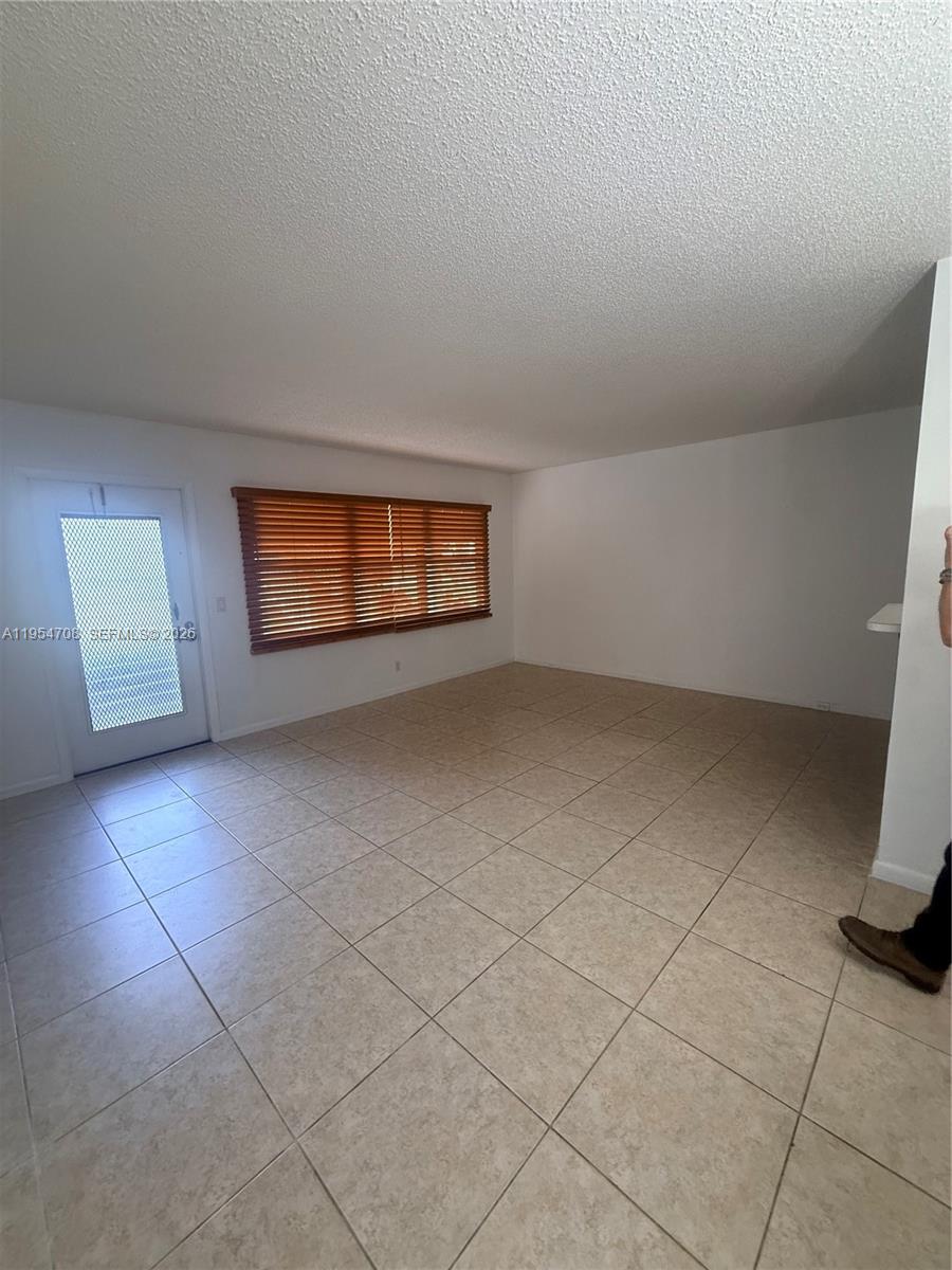 MANSFIELD AT CENTURY VILL - Residential