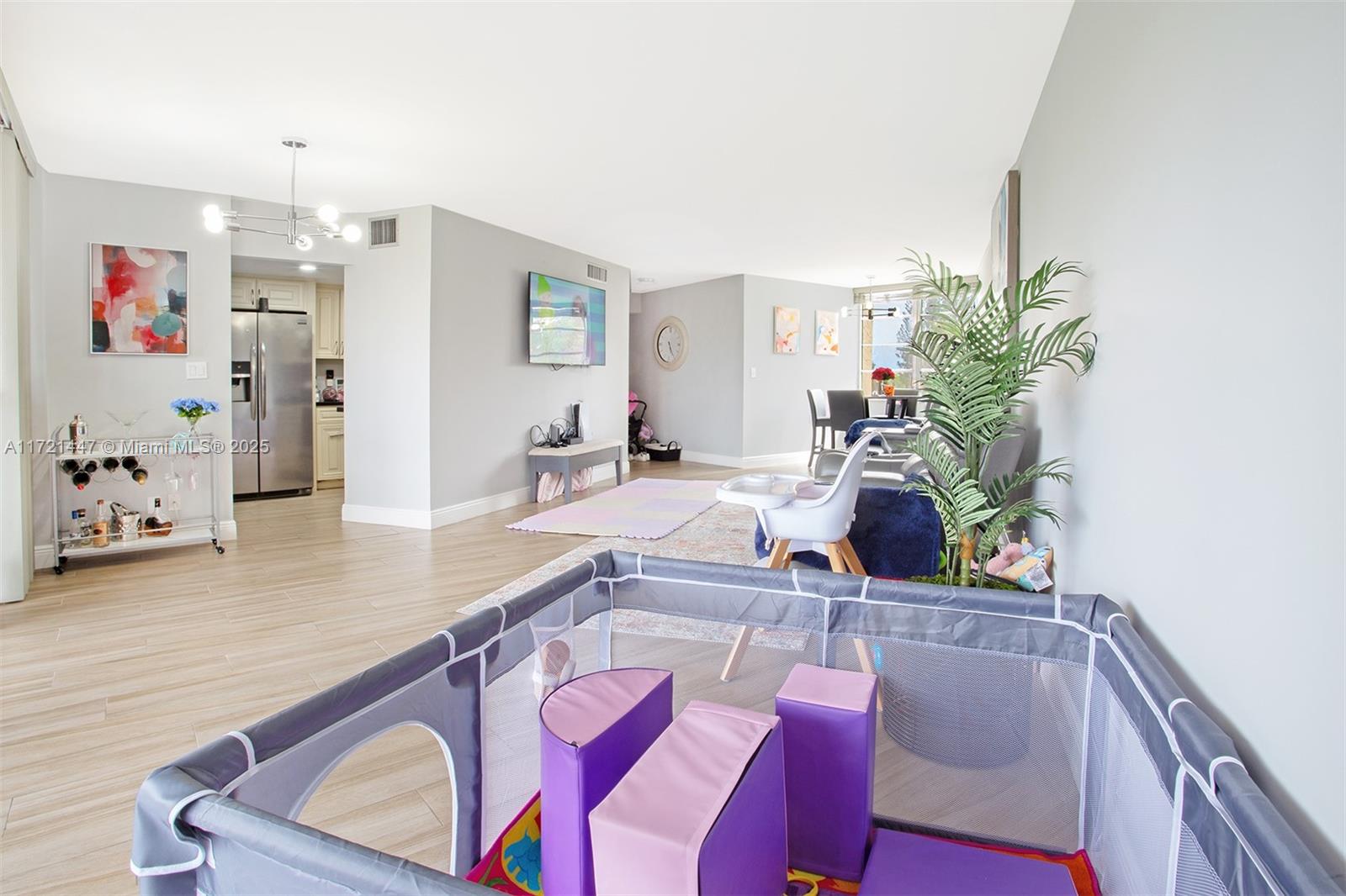 ENVIRON I CONDO 9 - Residential Lease