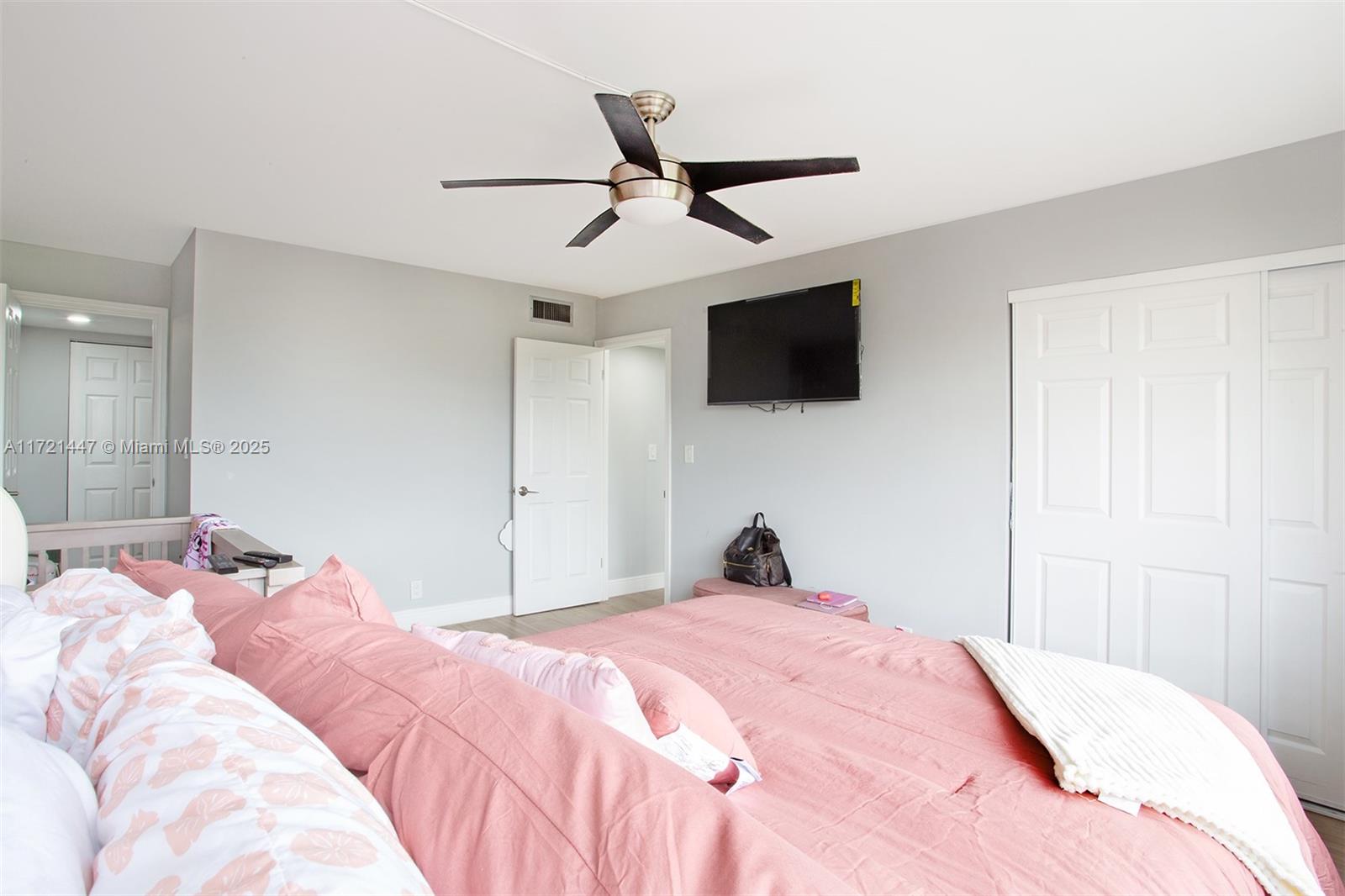 ENVIRON I CONDO 9 - Residential Lease