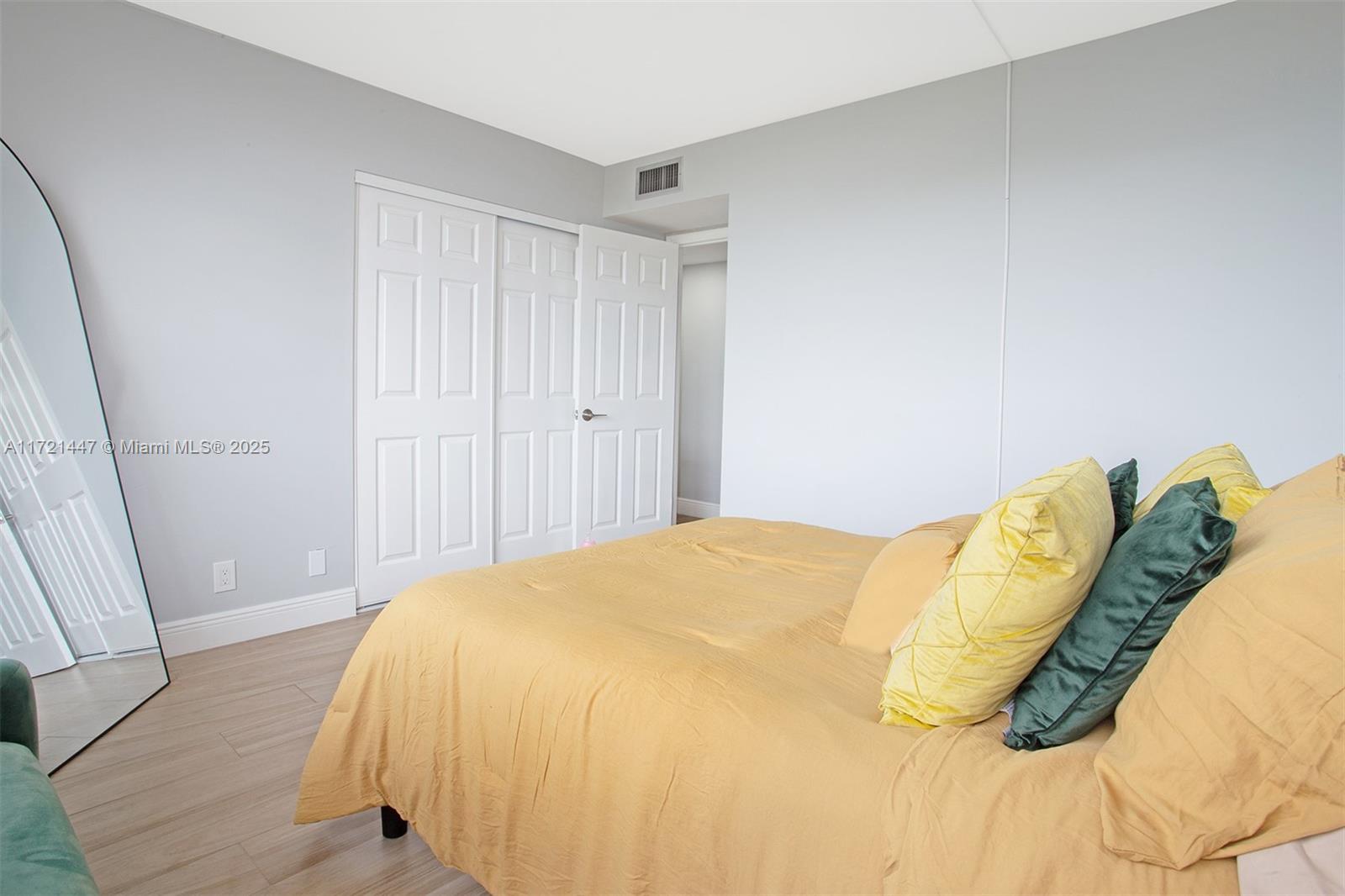 ENVIRON I CONDO 9 - Residential Lease