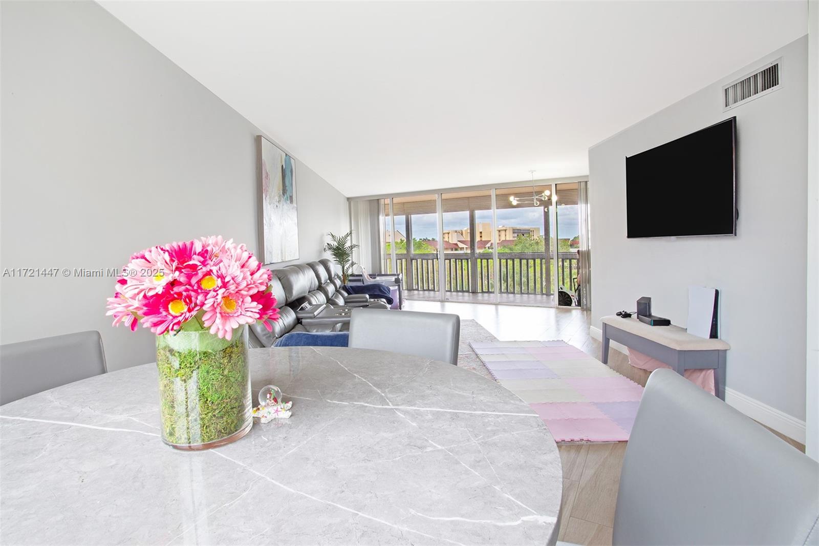 ENVIRON I CONDO 9 - Residential Lease