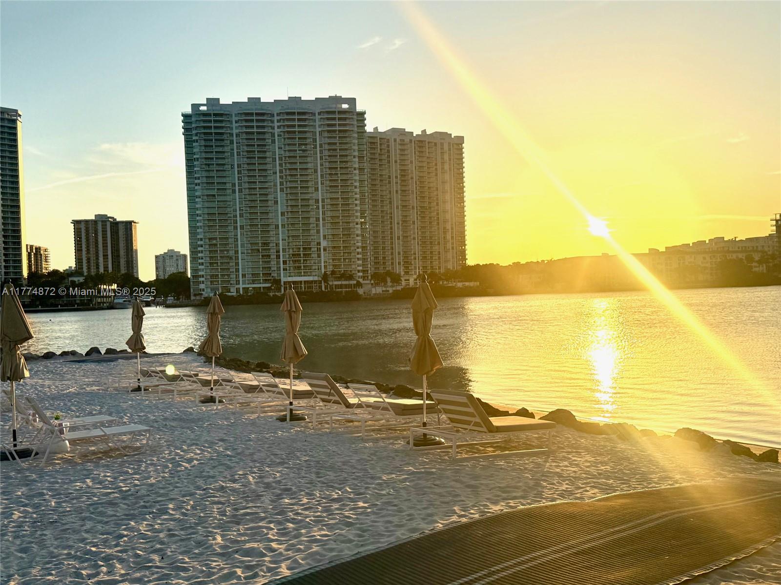 PRIVE CONDO - Residential Lease