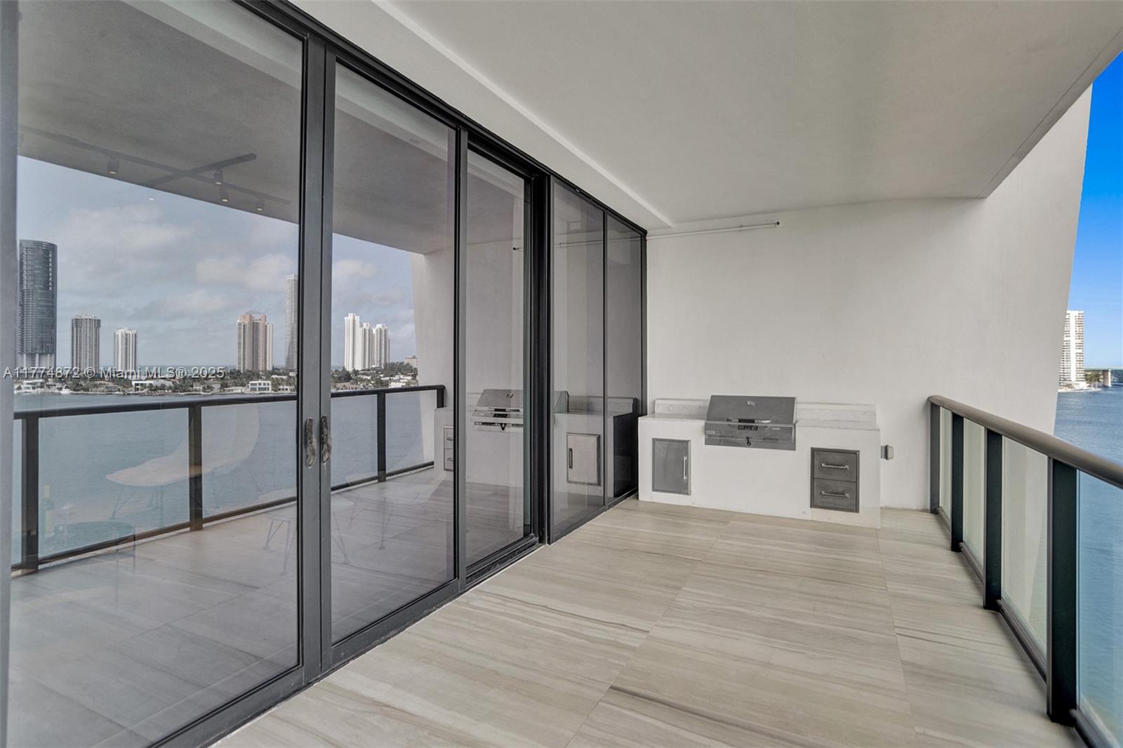 PRIVE CONDO - Residential Lease