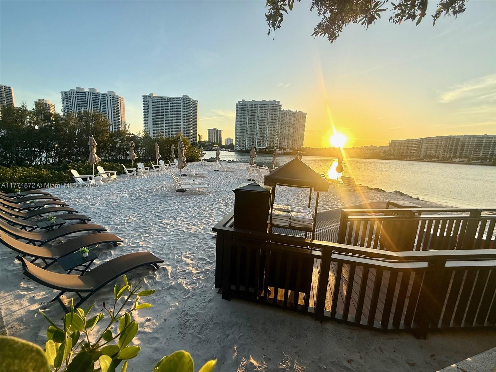 PRIVE CONDO - Residential Lease