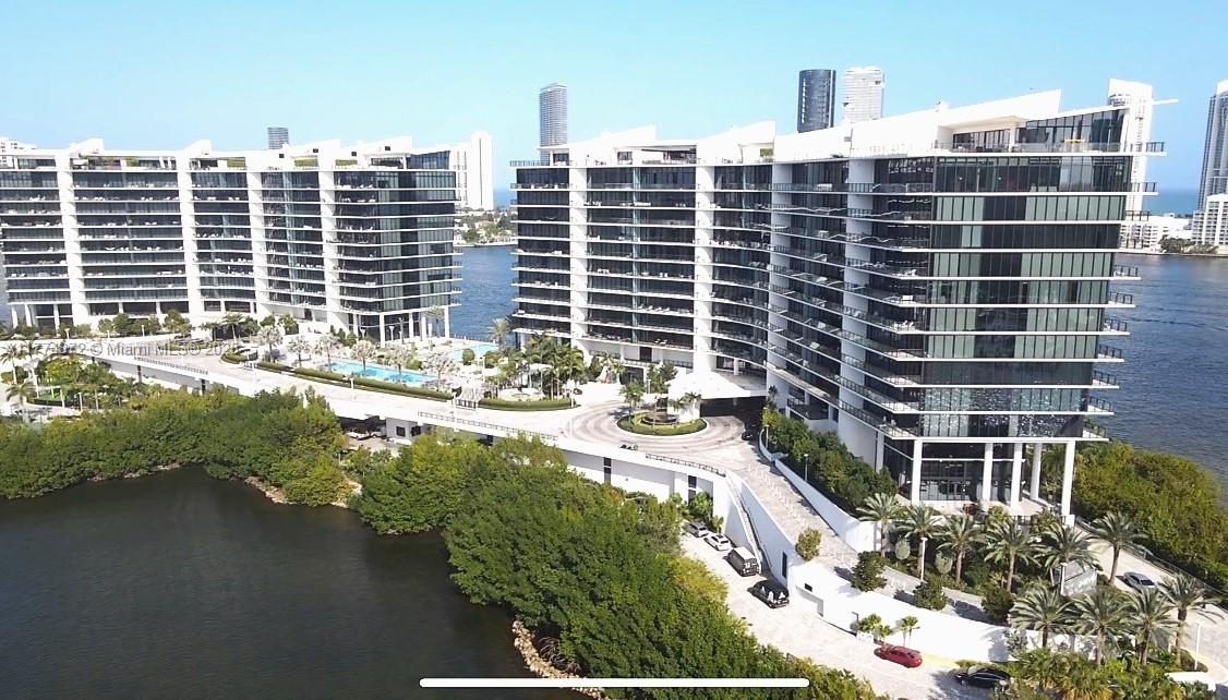PRIVE CONDO - Residential Lease