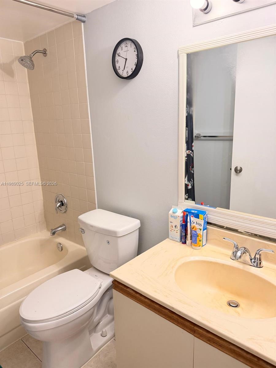 EDGEWATER CONDO - Residential