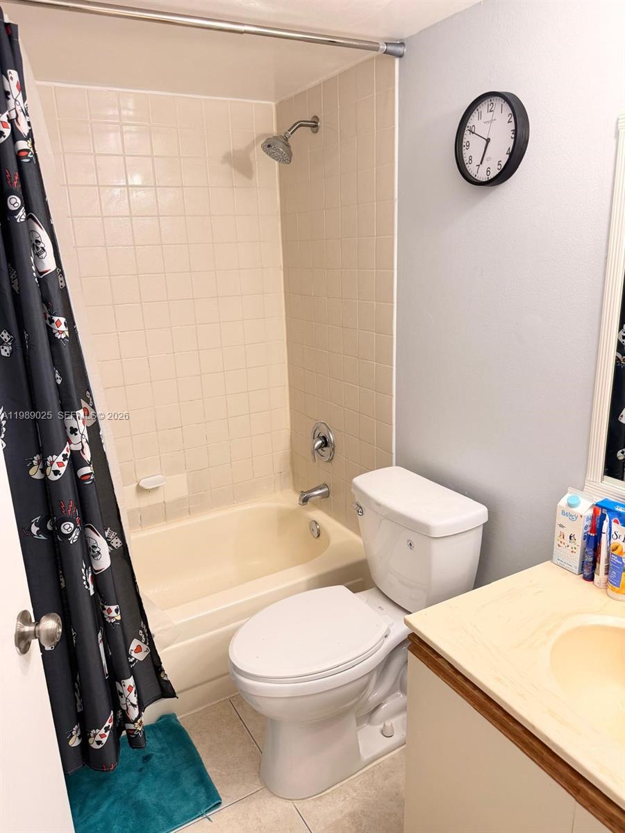 EDGEWATER CONDO - Residential