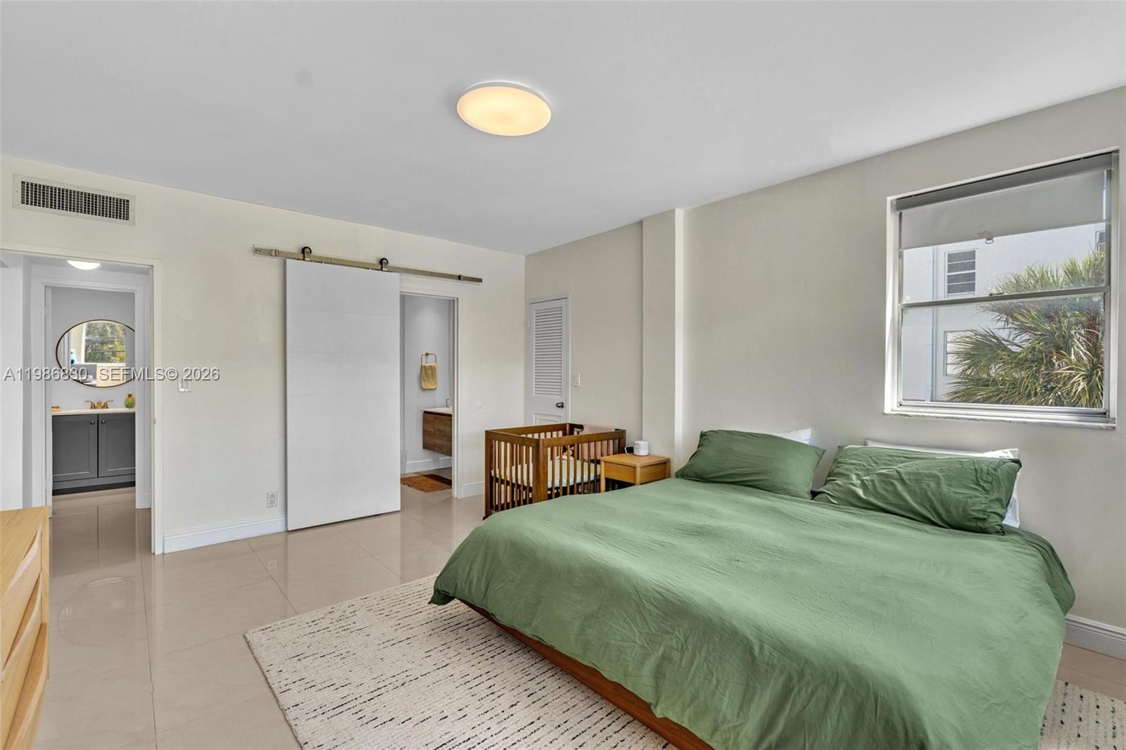 BAY HARBOUR ISLAND - Residential