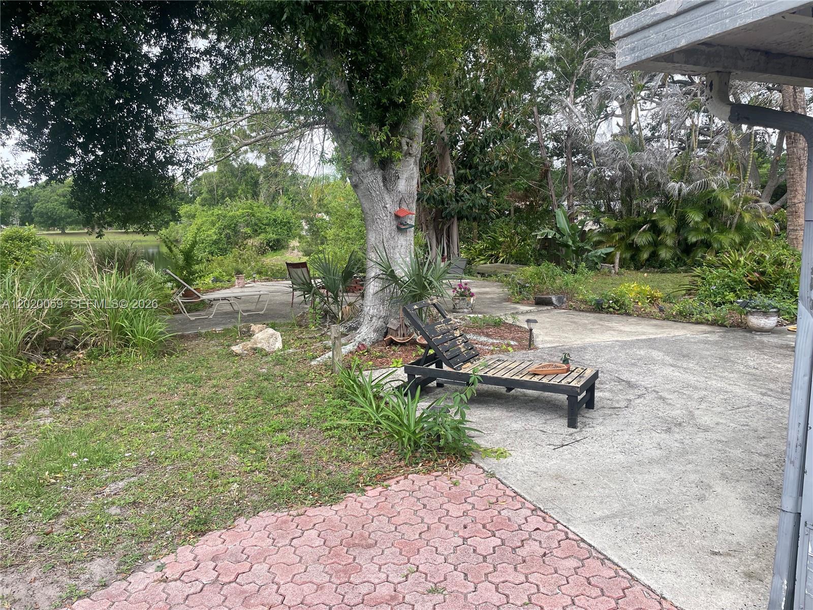 LAKEWOOD PARK - Residential