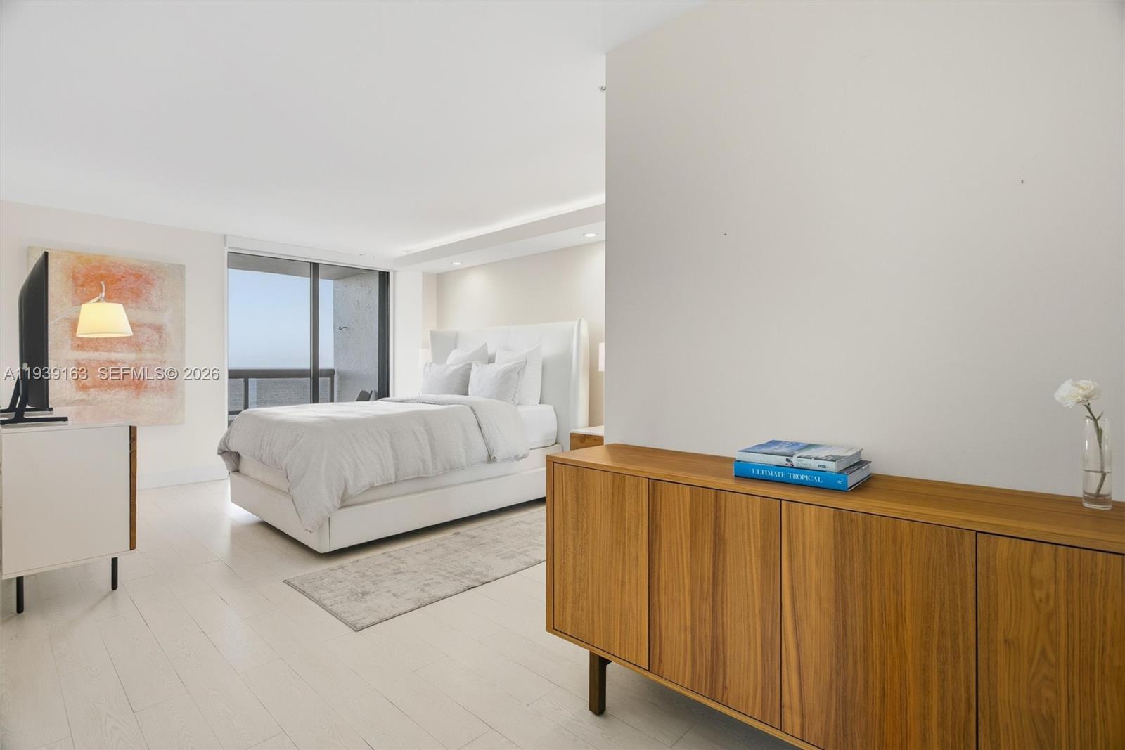 CLUB ATLANTIS CONDO - Residential