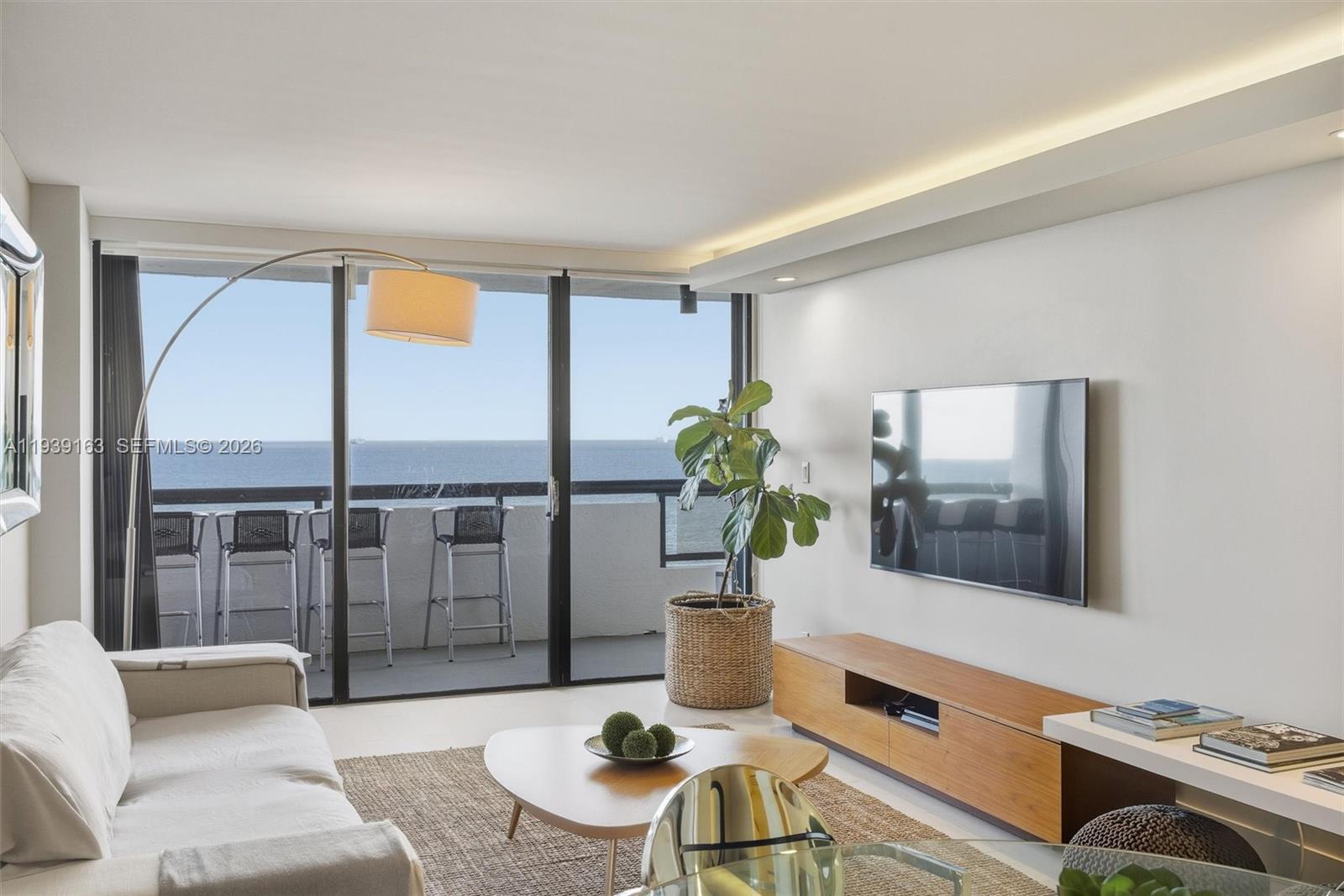 CLUB ATLANTIS CONDO - Residential
