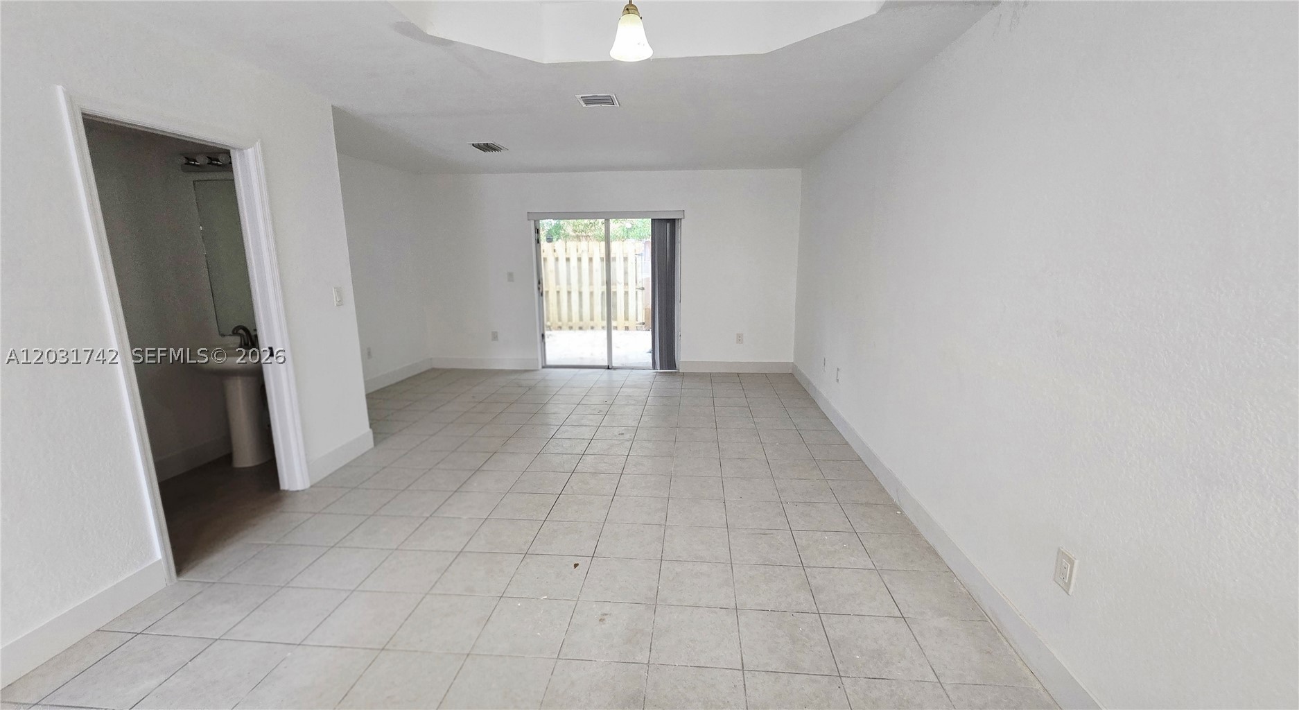 3 BEDROOMS, 2.5 BATHROOMS, Currently being updated with brand new cabinets, quartz countertops, and new flooring, Just Painted, PATIO, GATED COMMUNITY,CLUBHOUSE,POOL,LAKE. Close access to Florida Turnpike,874 to Miami & 117 Avenue. Close to WALMART, GAS STATION, HOME DEPOT, PARK.