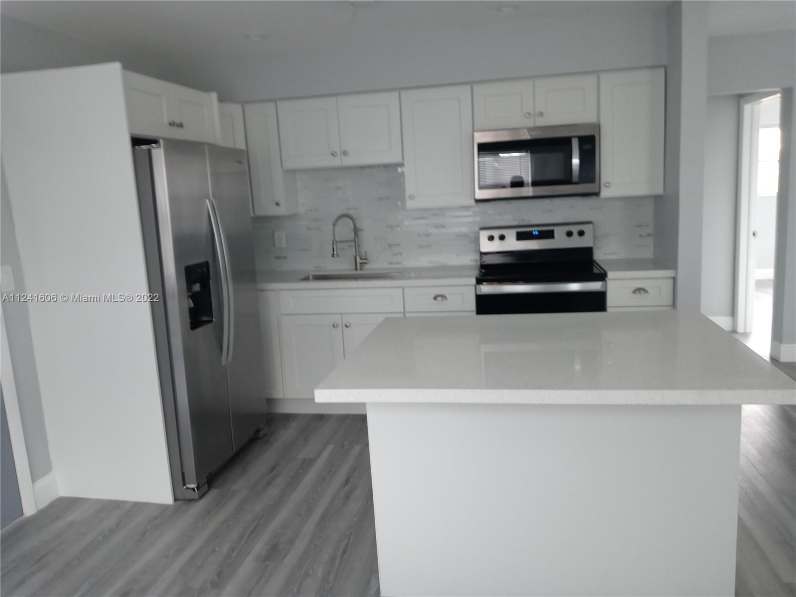 RIDGEWAY PARK - Residential