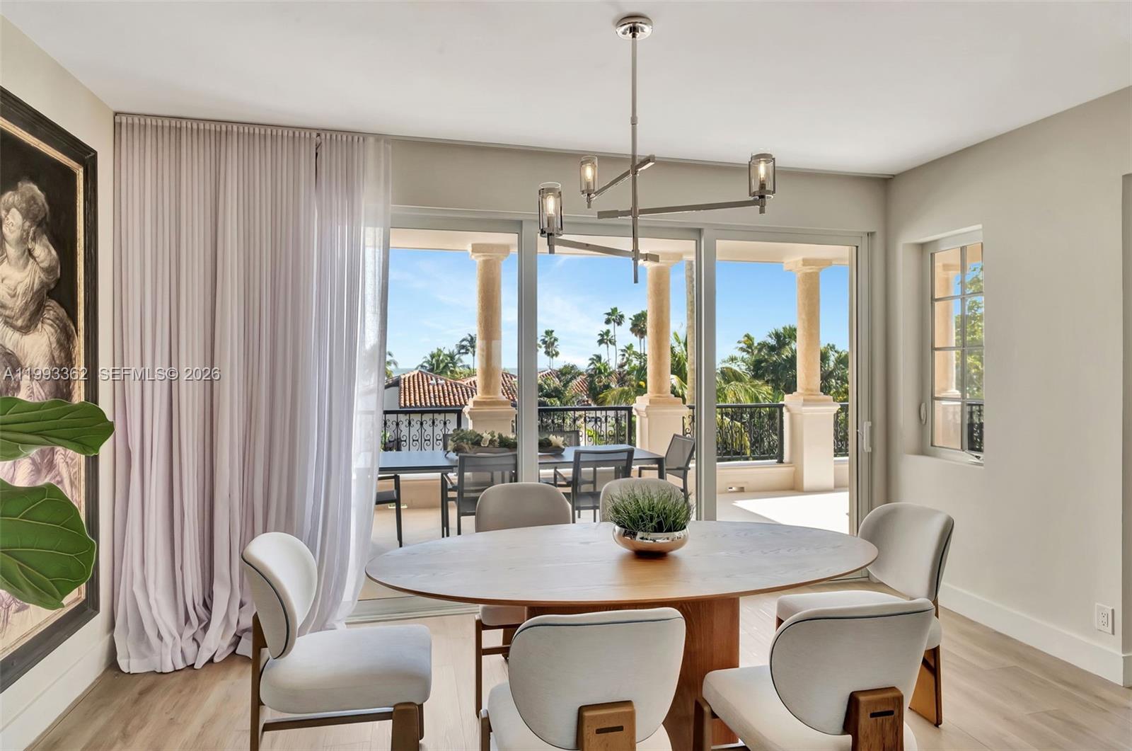 SEASIDE CONDO - Residential