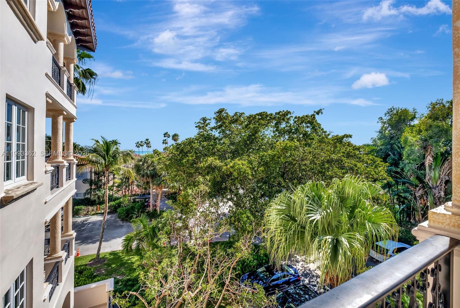 SEASIDE CONDO - Residential