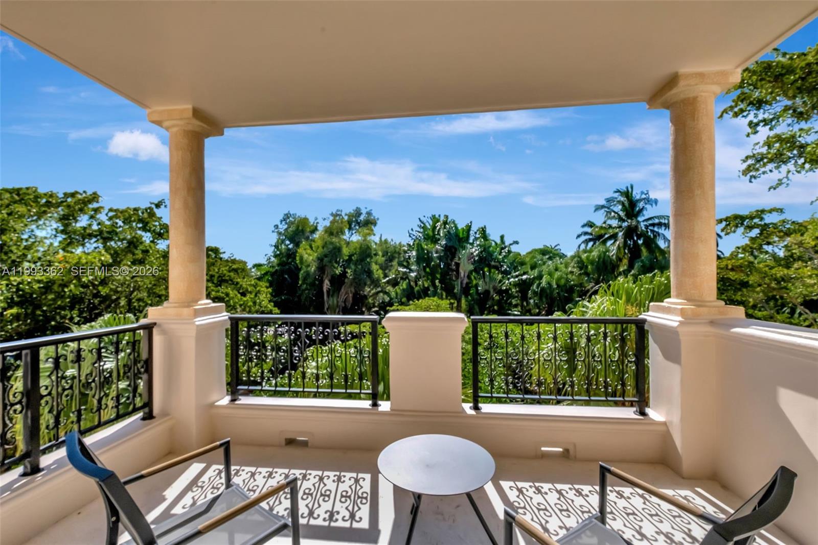 SEASIDE CONDO - Residential