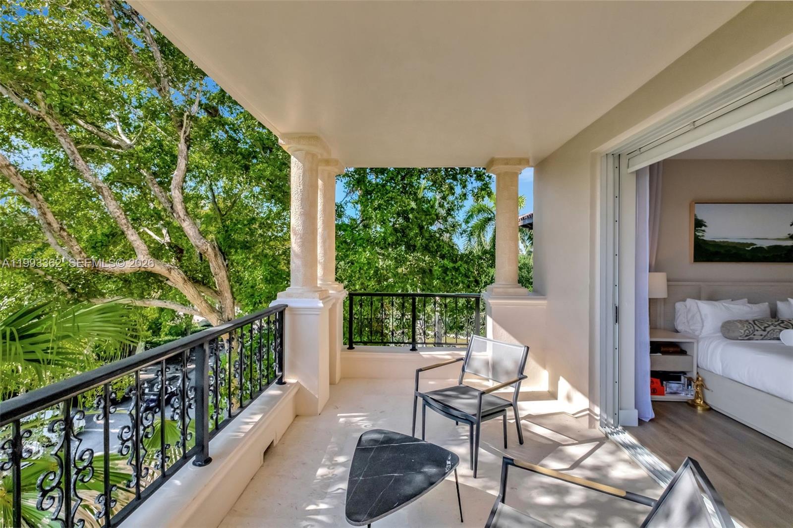 SEASIDE CONDO - Residential