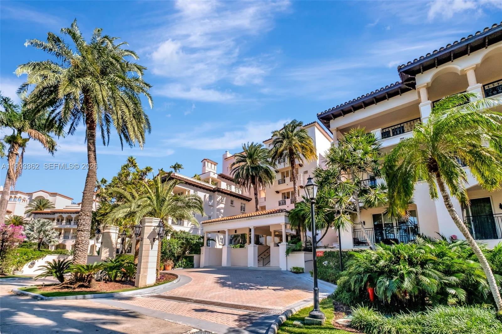 SEASIDE CONDO - Residential
