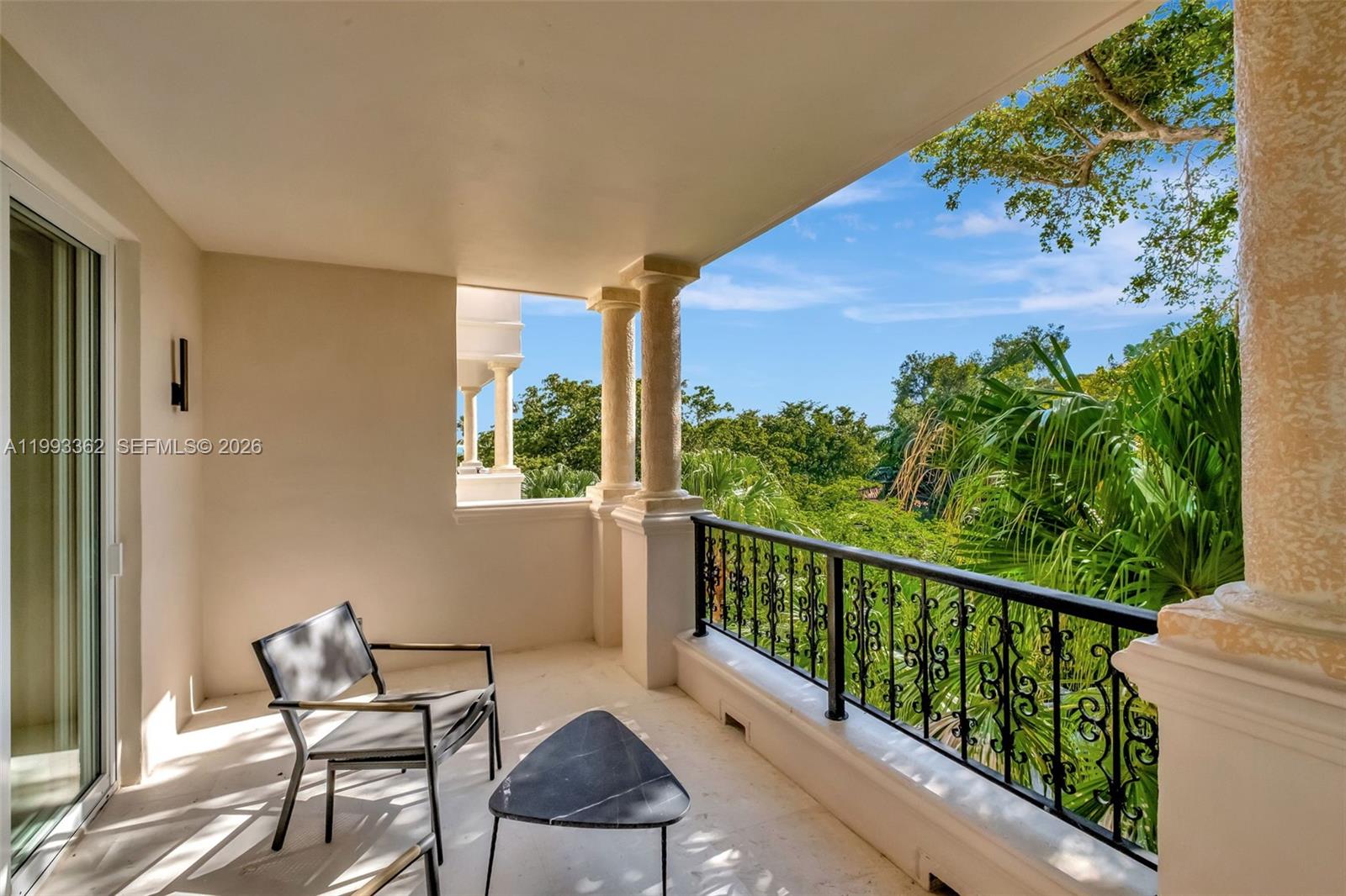 SEASIDE CONDO - Residential