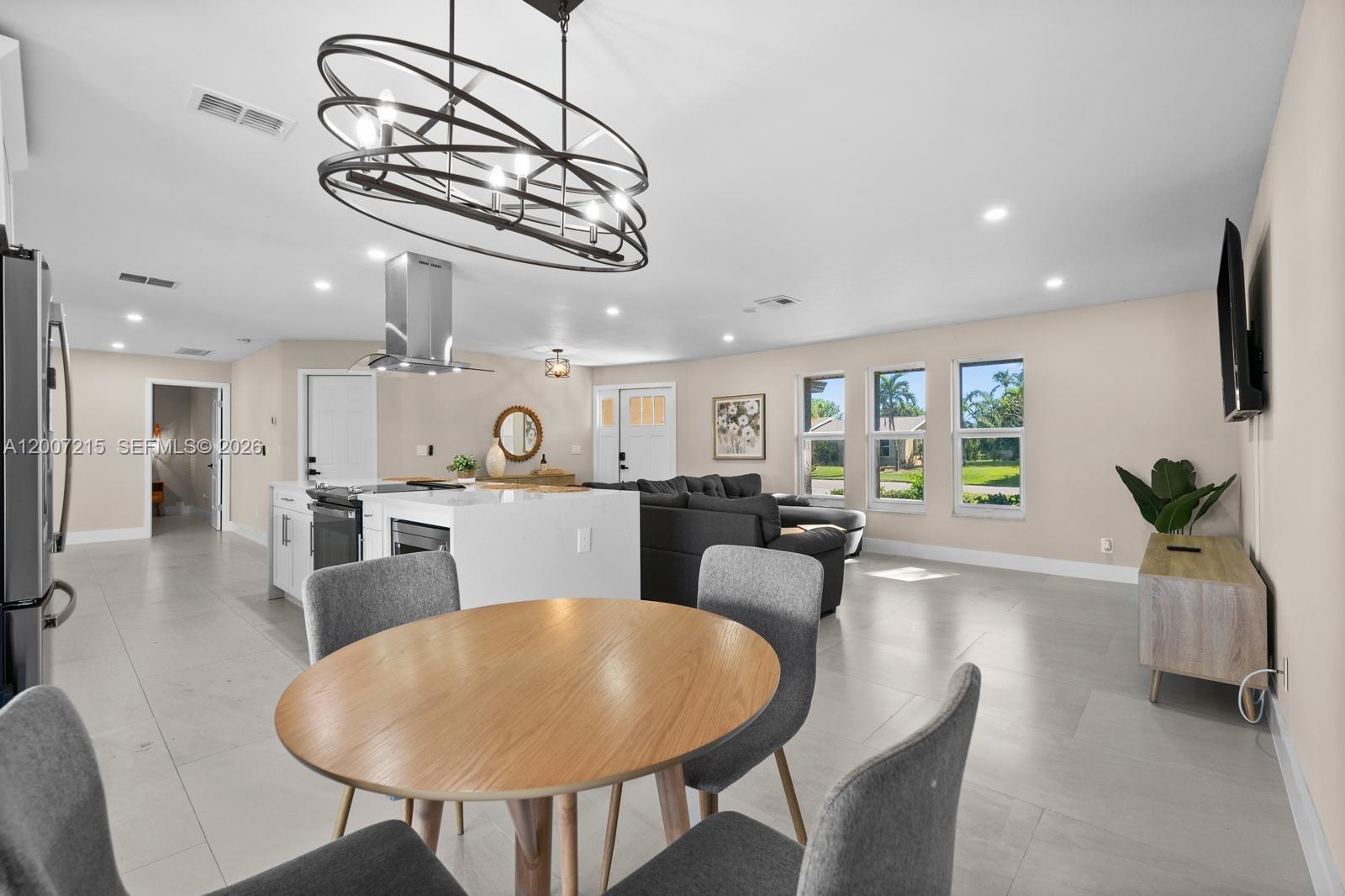 CAPE CORAL SUBDIVISION - Residential