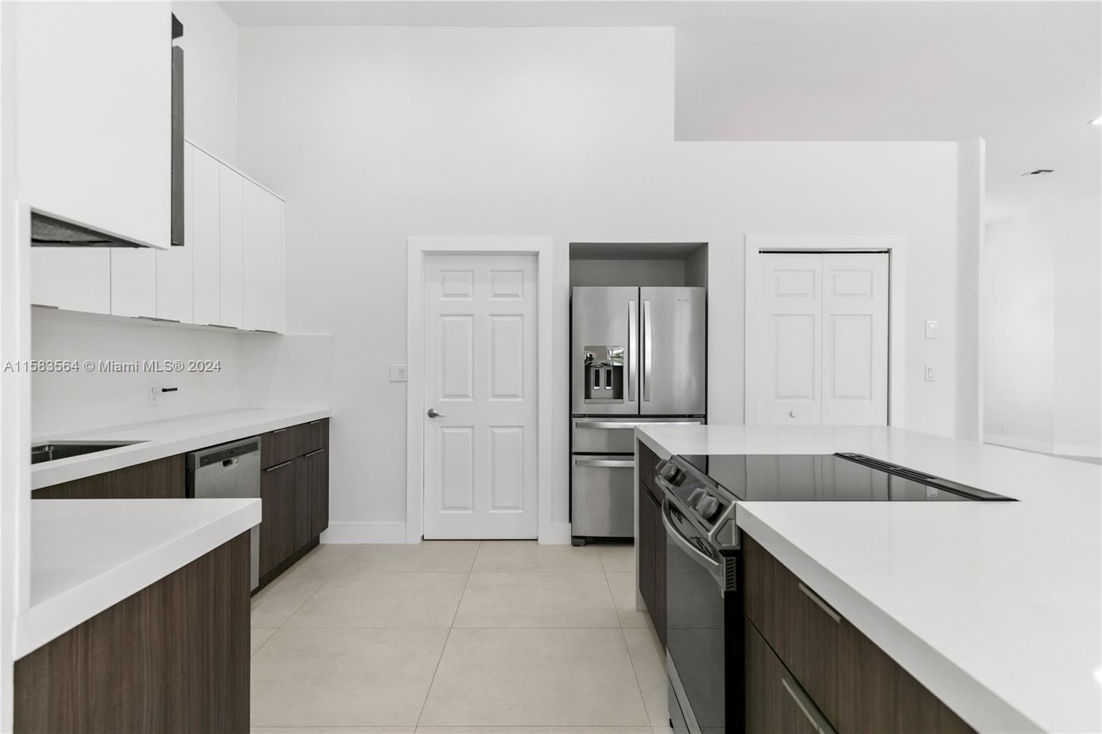 SECTOR 3 - The Landings - Residential Lease