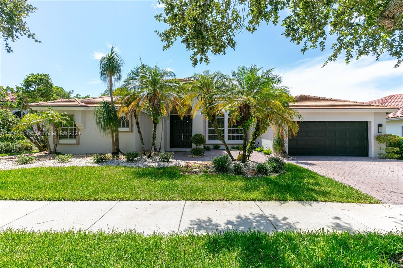 Gorgeous home at the private and exclusive gated community of The Landings. Features 5 bedrooms, 3 full bathrooms, 2 car garage and a large backyard with a pool overlooking the lake. Pool, lawn and pest control services included in rent. Modern open concept look with high ceilings gives a luxury feeling to the house. A+ rated schools. Community common areas includes kids playground, basketball court, and pickleball court.
