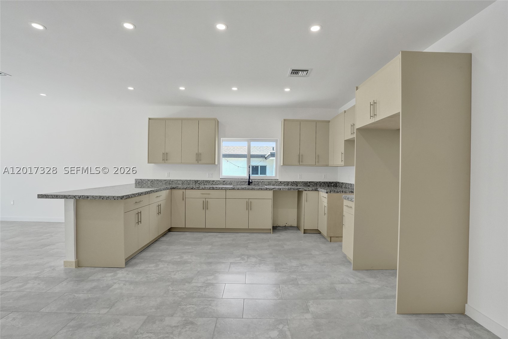 FRANKLIN PARK - Residential