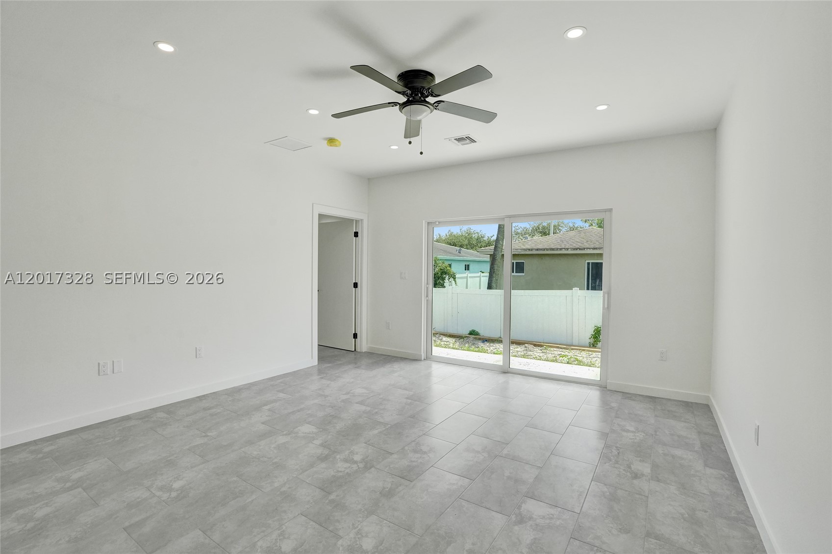 FRANKLIN PARK - Residential