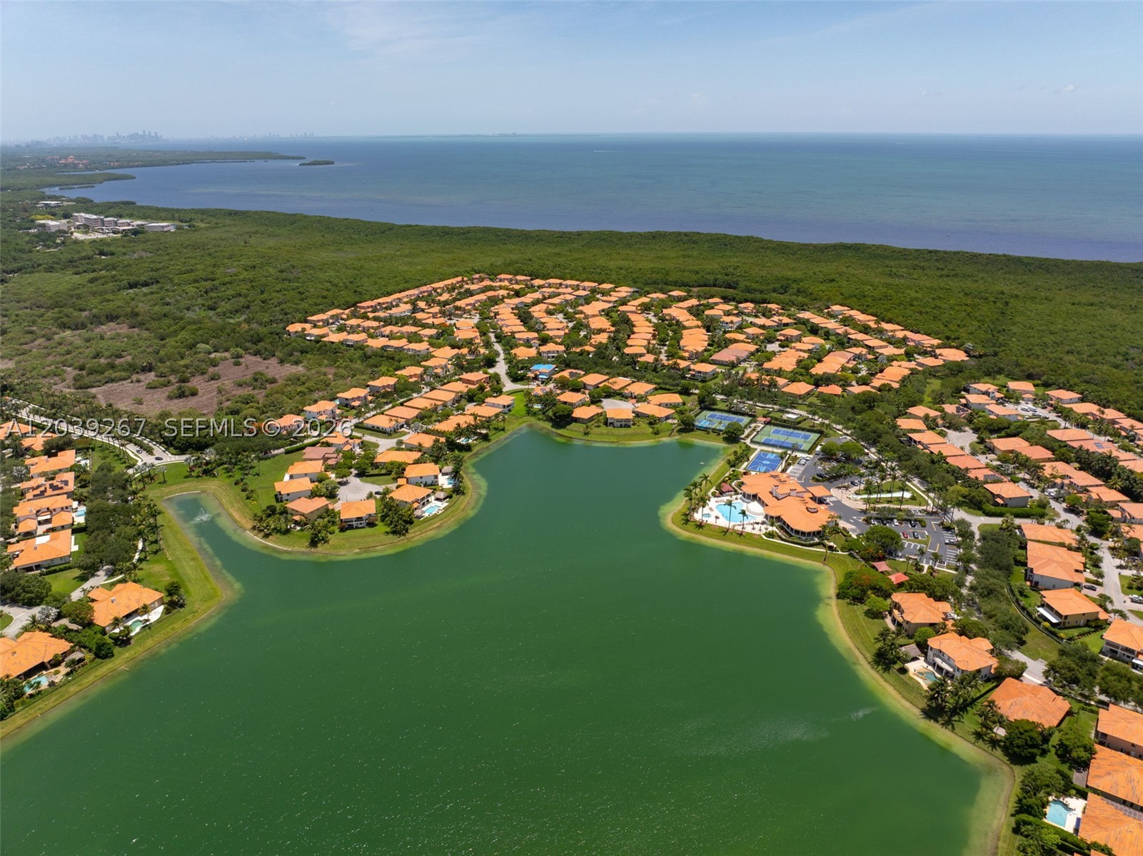 CUTLER CAY - Residential