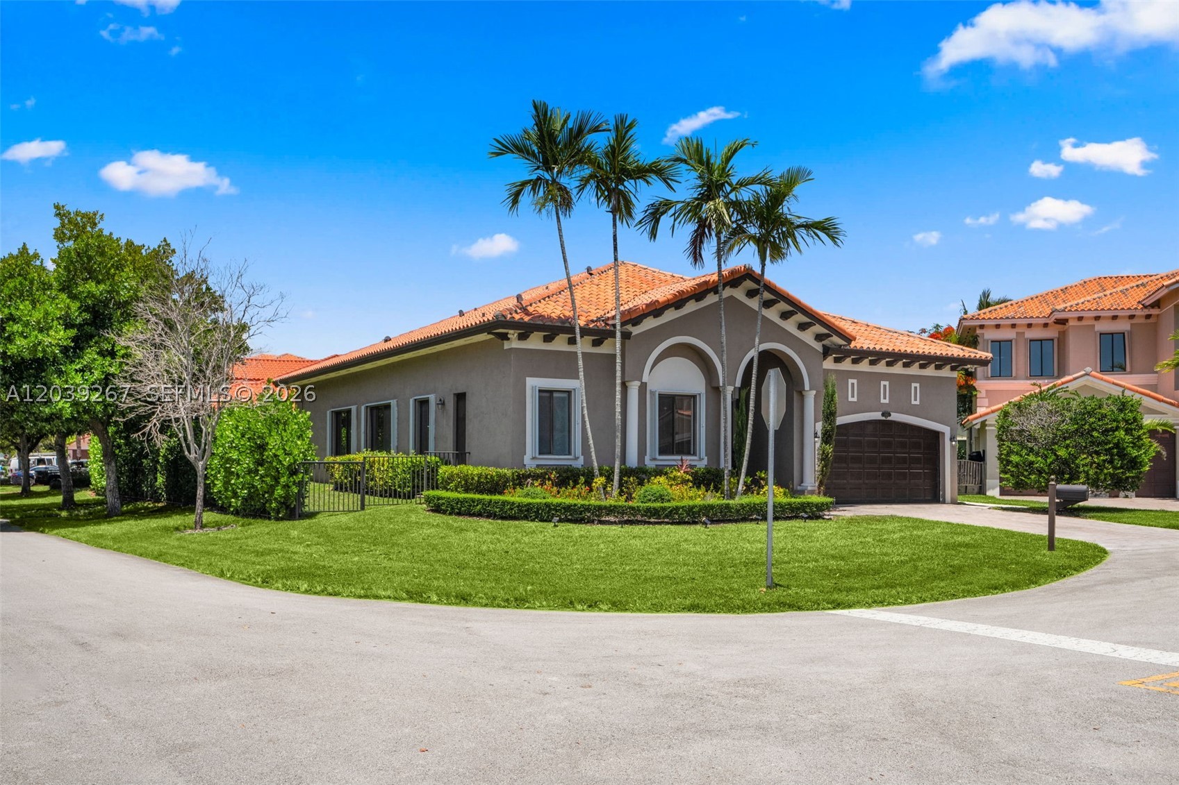 CUTLER CAY - Residential