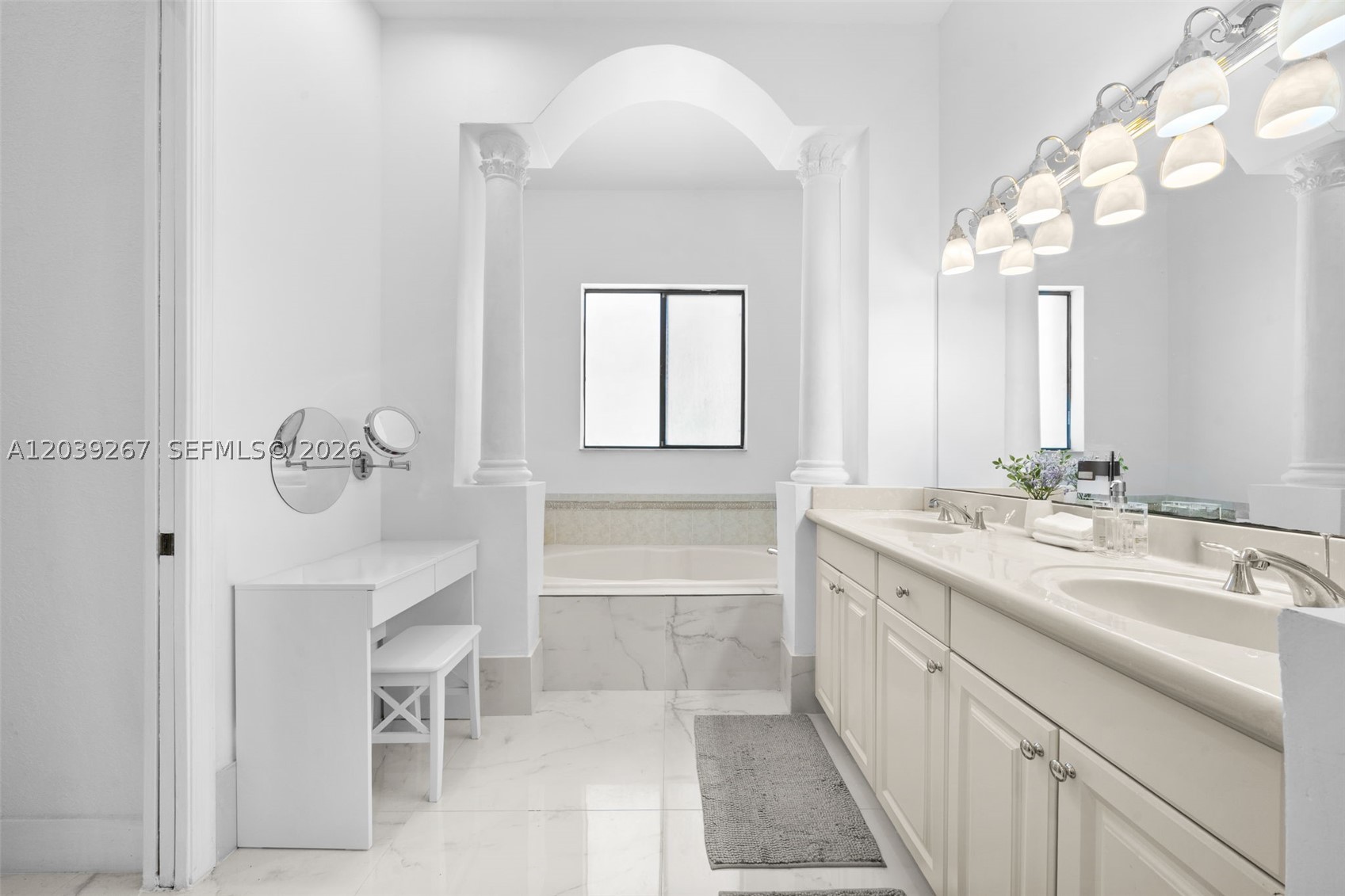 CUTLER CAY - Residential