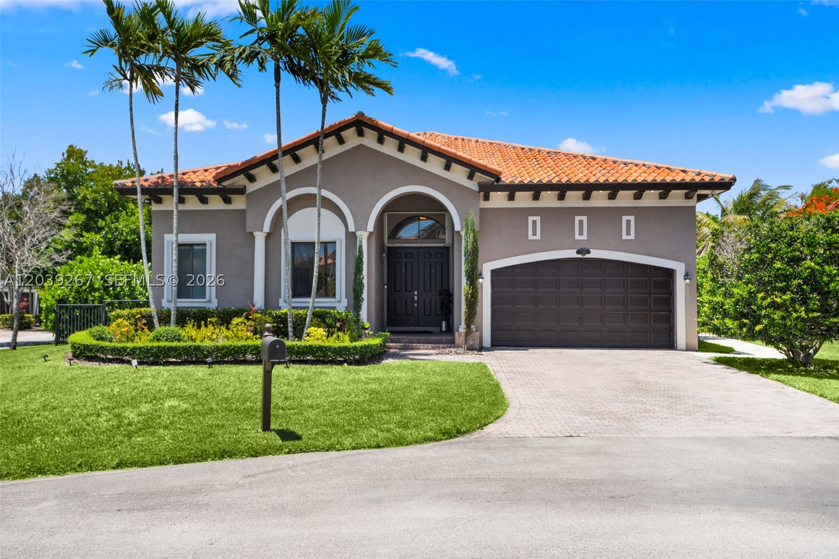CUTLER CAY - Residential